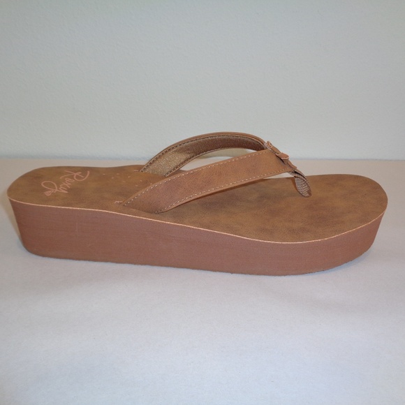 roxy melinda wedge flip flop